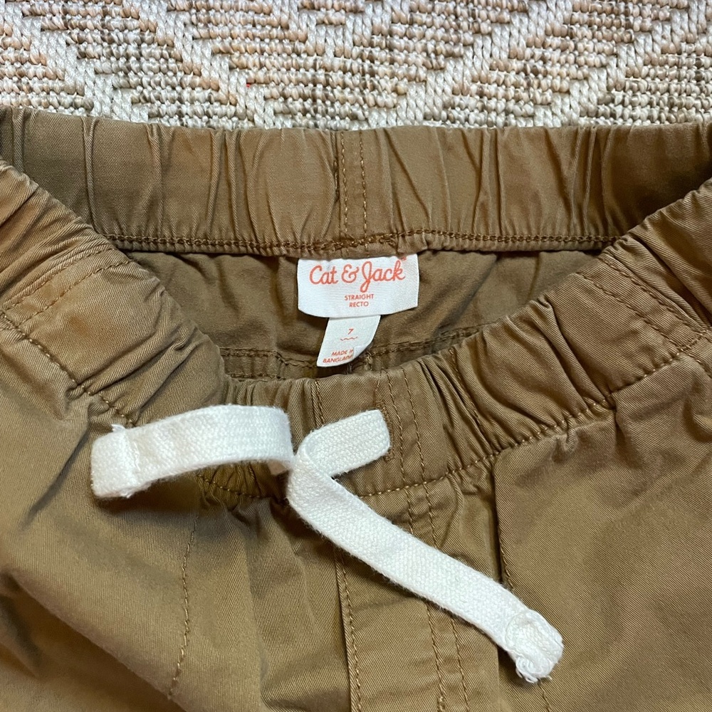 Cat & Jack Kids Brown Joggers (7)